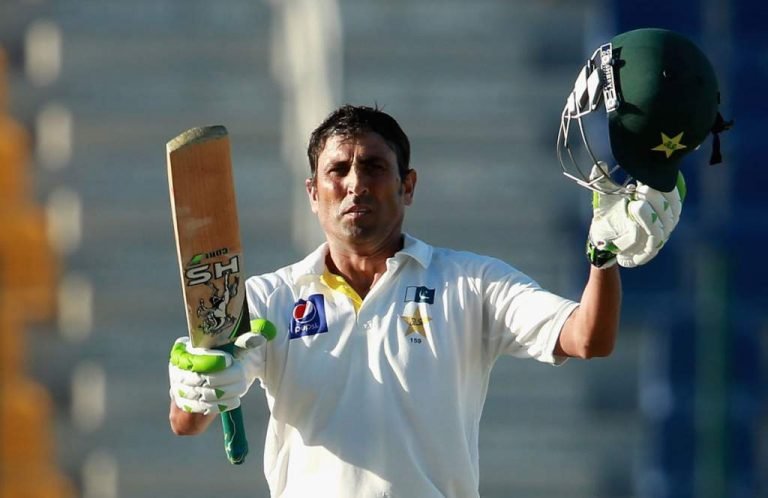 Pakistan set good total on first day of Dubai test Younas Khan ‘s 100.