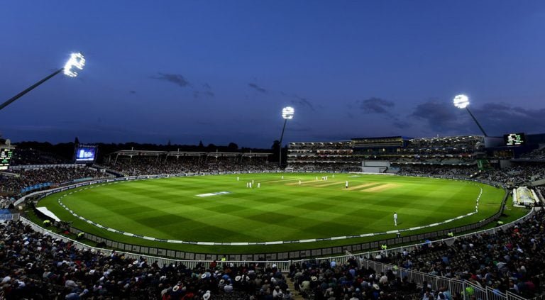 Cricket-Background