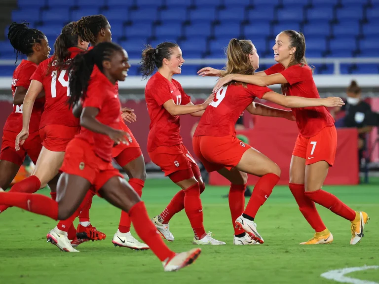 Canada Women Soccer will play for Gold First Time in Olympics History
