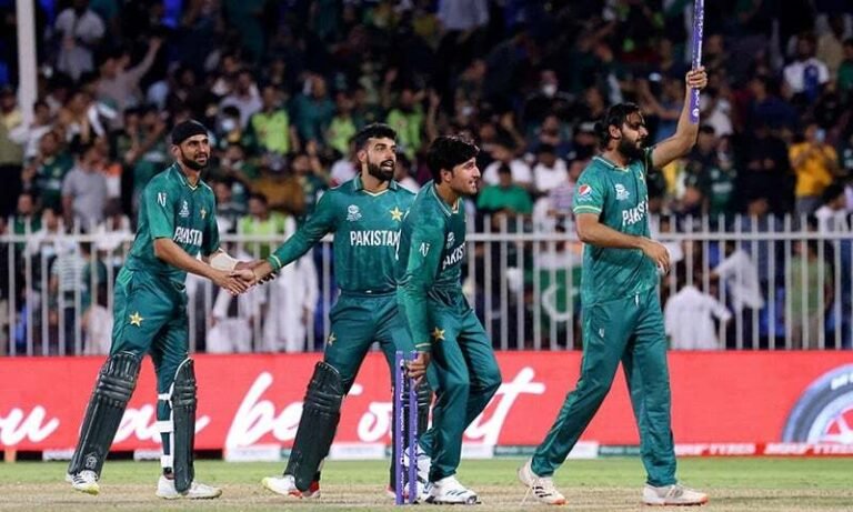 Back to Back Victory: Pakistan Beat New Zealand by 5 Wickets at Sharjah