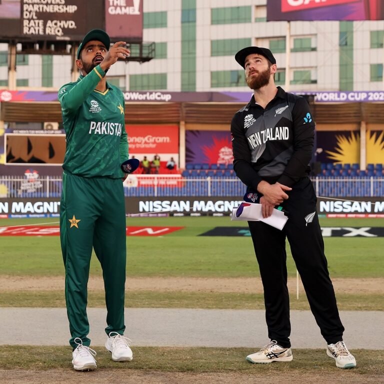 Babar Azam won the toss and elected to Bowl First, no Change in Pakistan Team
