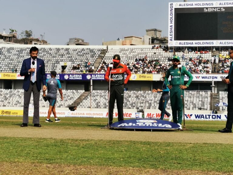 After well fought and big Drama in the Final over ! Pakistan Clean sweep Bangladesh in T20 series by  3-0.